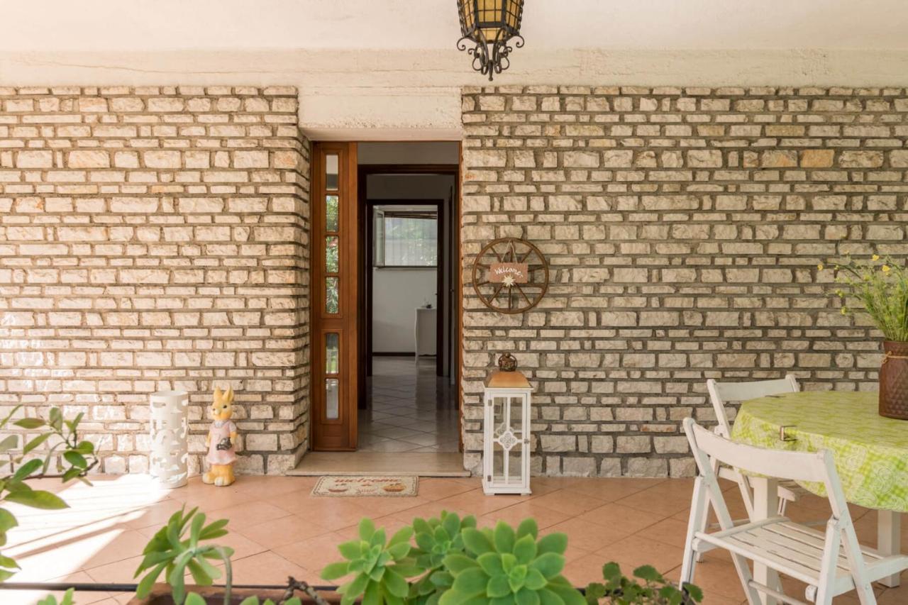 Villa Francesco Appartamento La Ruota Дезенцано-дель-Гарда Екстер'єр фото